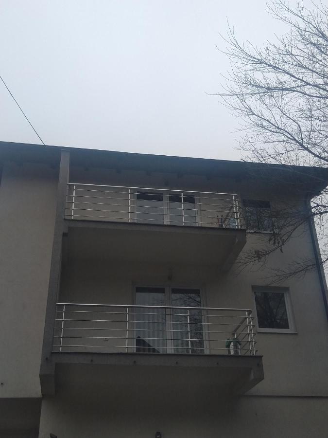 Apartman Royal Apartamento Zenica Exterior foto